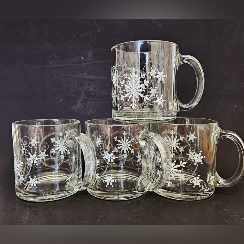 Crate & Barrel Clear Glass White Snowflake Winter Christmas Coffee Mugs USA set